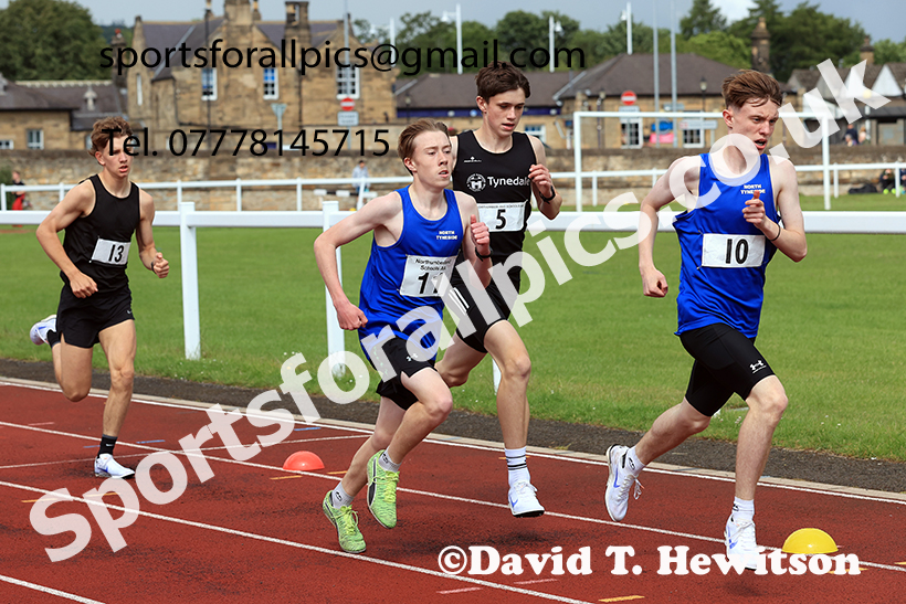 BBoys 1500 metres, 2025 Northumberland Schools Track and Fields, Wentworth, Hexham. Photo: David T. Hewitson/Sports for All Pics